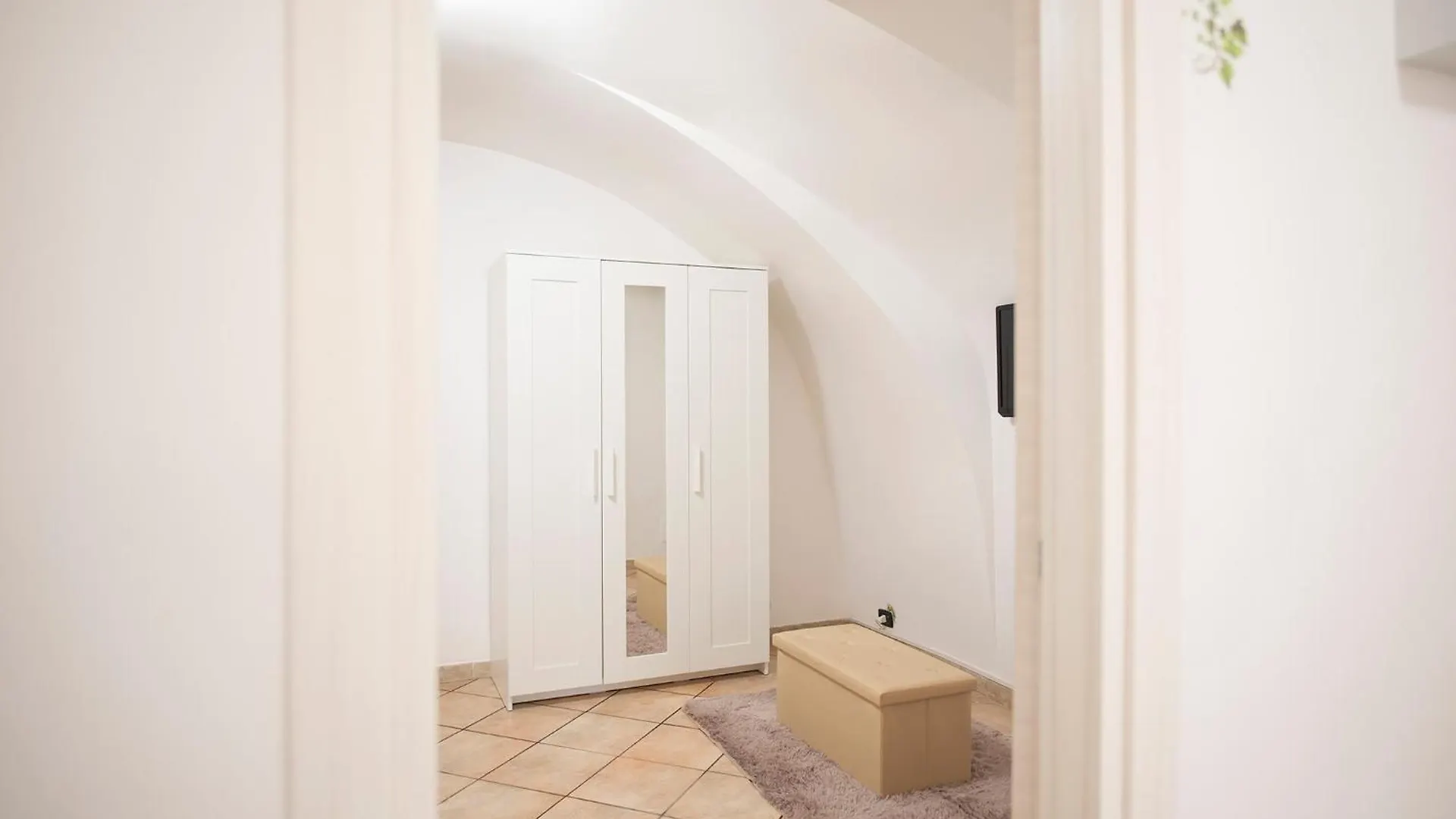 Apartment Appartamento Al Piccolo Borgo Naples